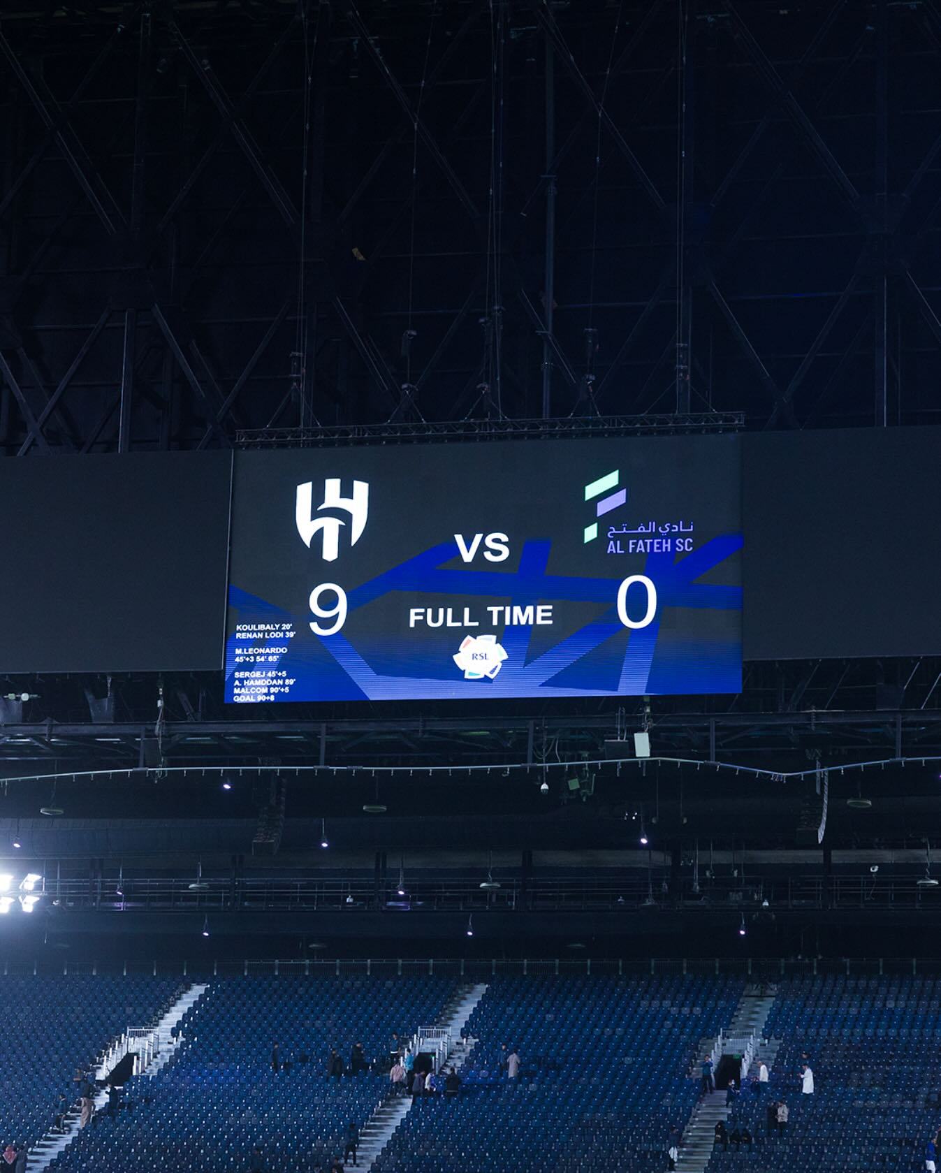 包含赛前荷甲传出新动向；亚特兰大豪取连胜；管理层表态——话题不断；轮换策略成焦点的词条-天博平台